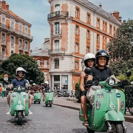 Apartamento *t2*vue Garonne*piscine*garage* Toulouse